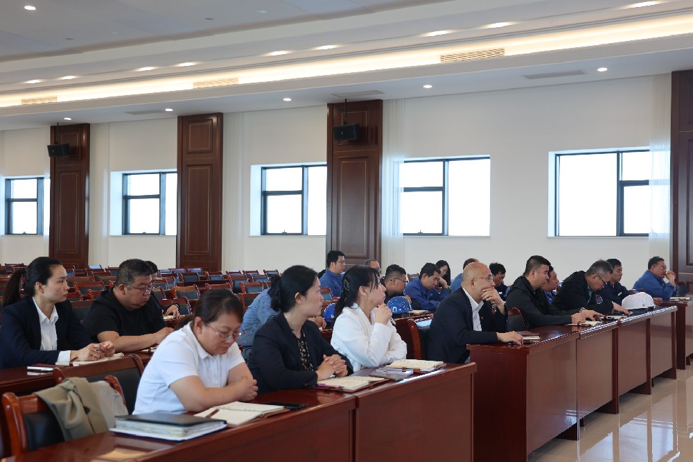 赋能中坚 驱动未来——汾西华益中层干部履职能力提升培训圆满举行